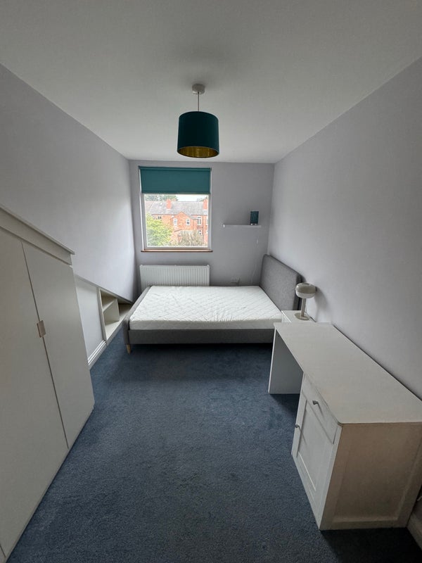 Room Fashoda Road in Birmingham