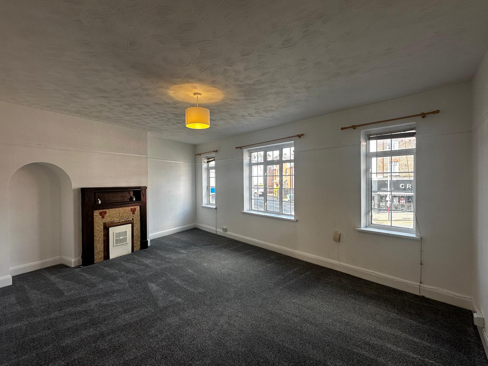 Flat Grosvenor Road in Tunbridge Wells