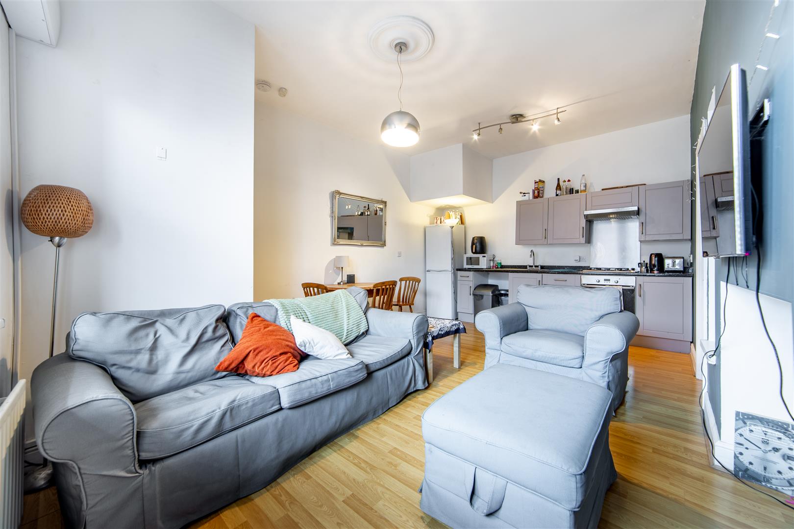 Flat Trewhitt Road in Newcastle upon Tyne