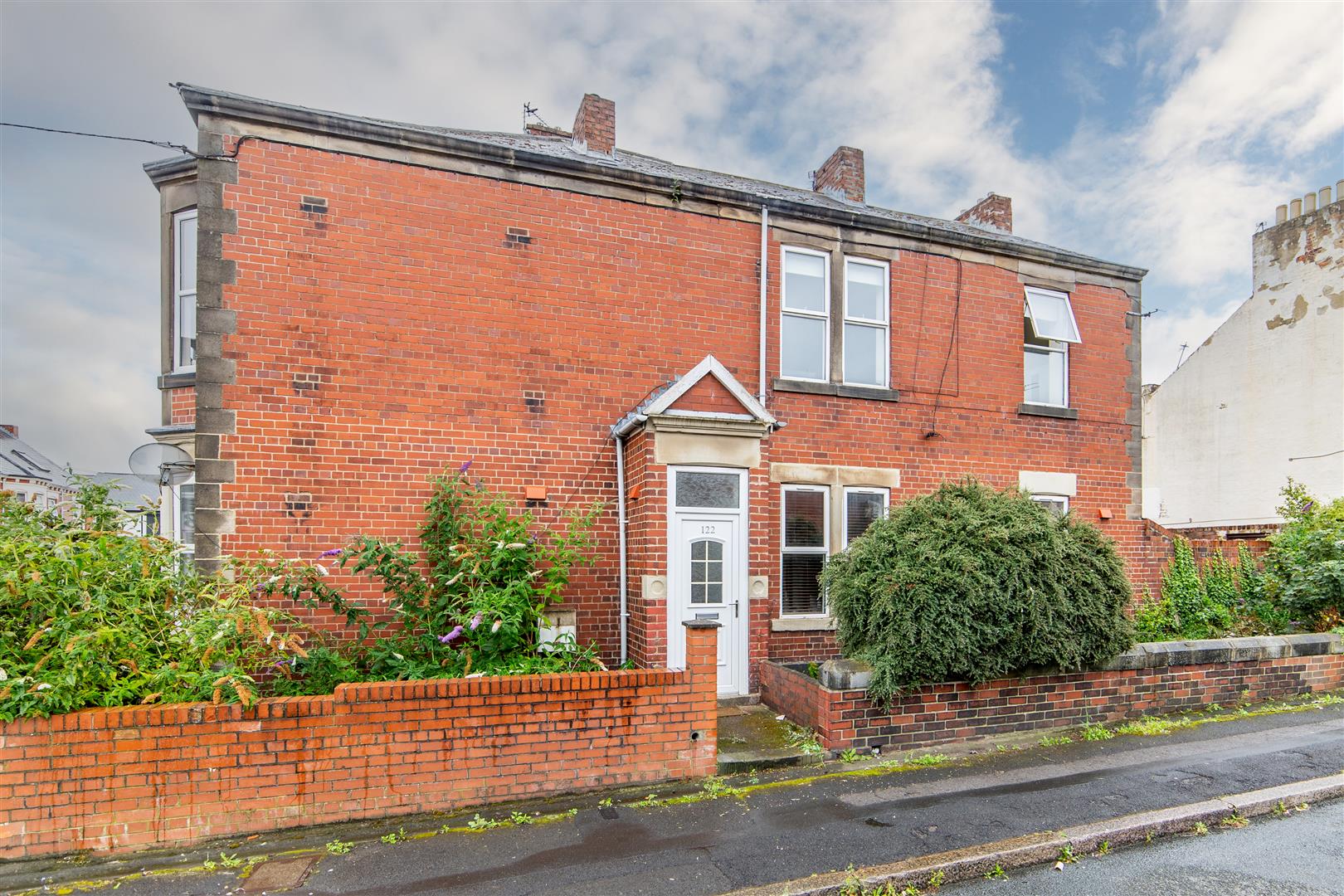 Flat Trewhitt Road in Newcastle upon Tyne