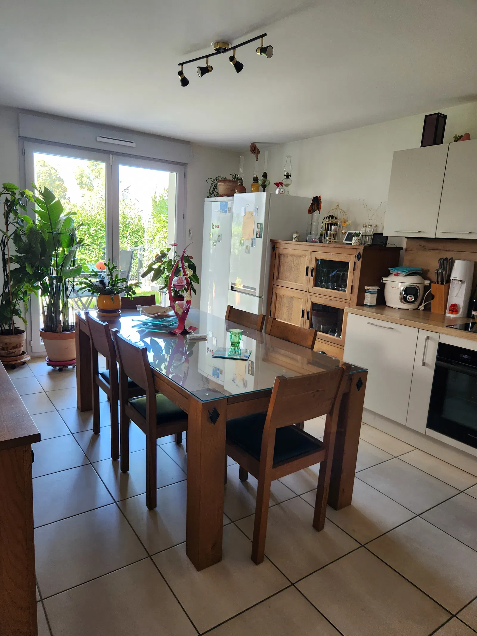 Room Route de Dijon in Longvic