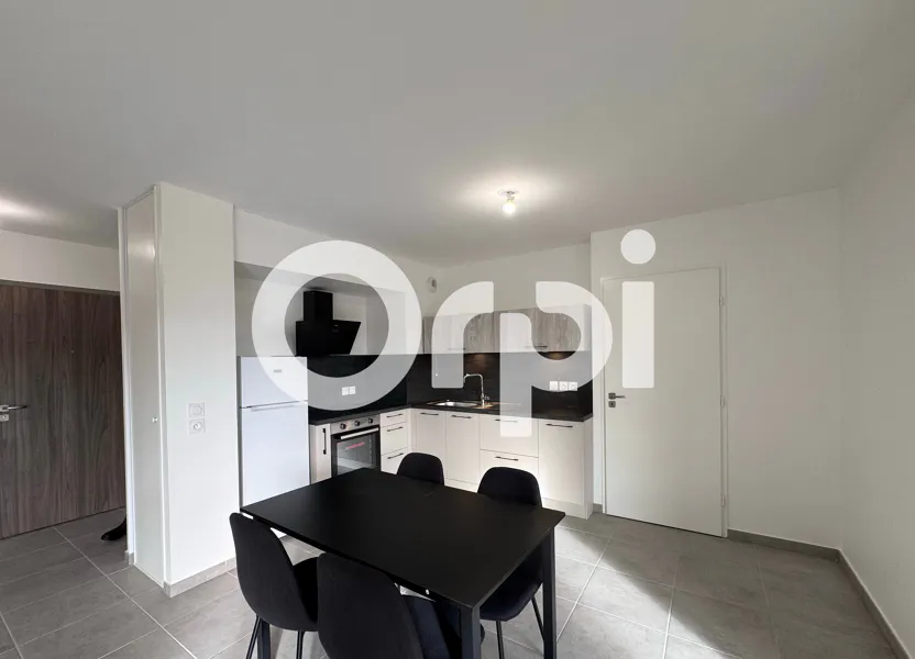 Appartement Rue Général Vinoy à Saint-Étienne-de-Saint-Geoirs