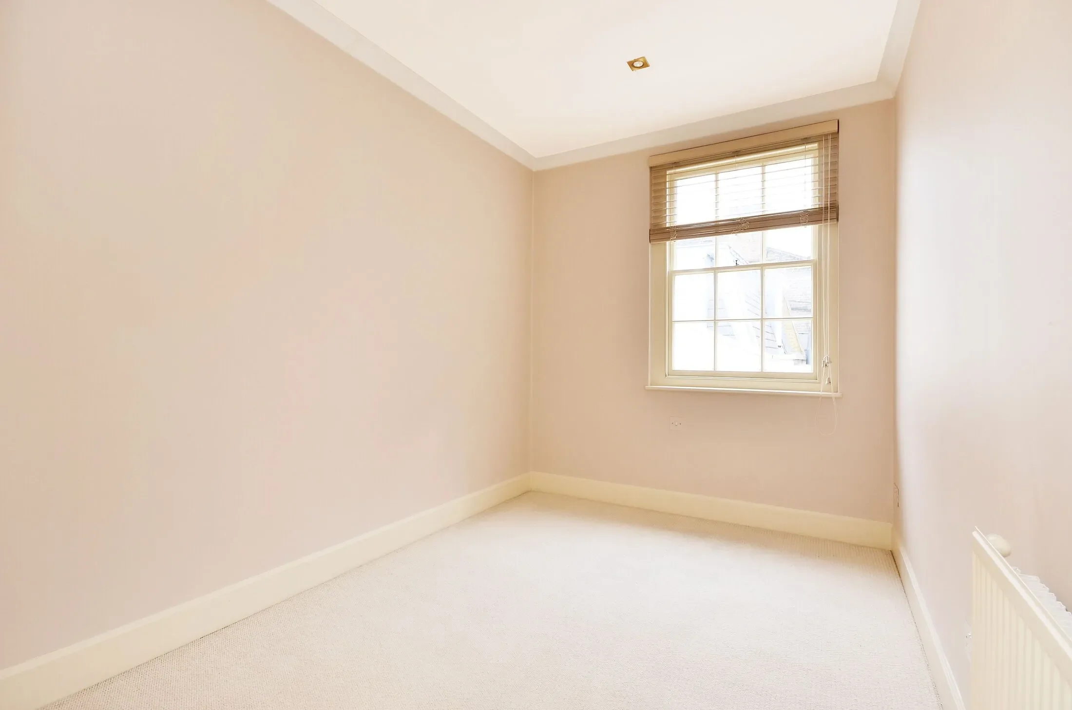House Groom Place in City of Westminster