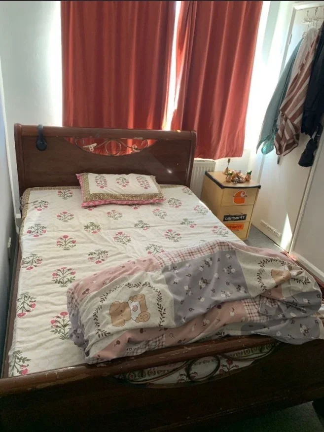 Room Widdin Street in Greater London