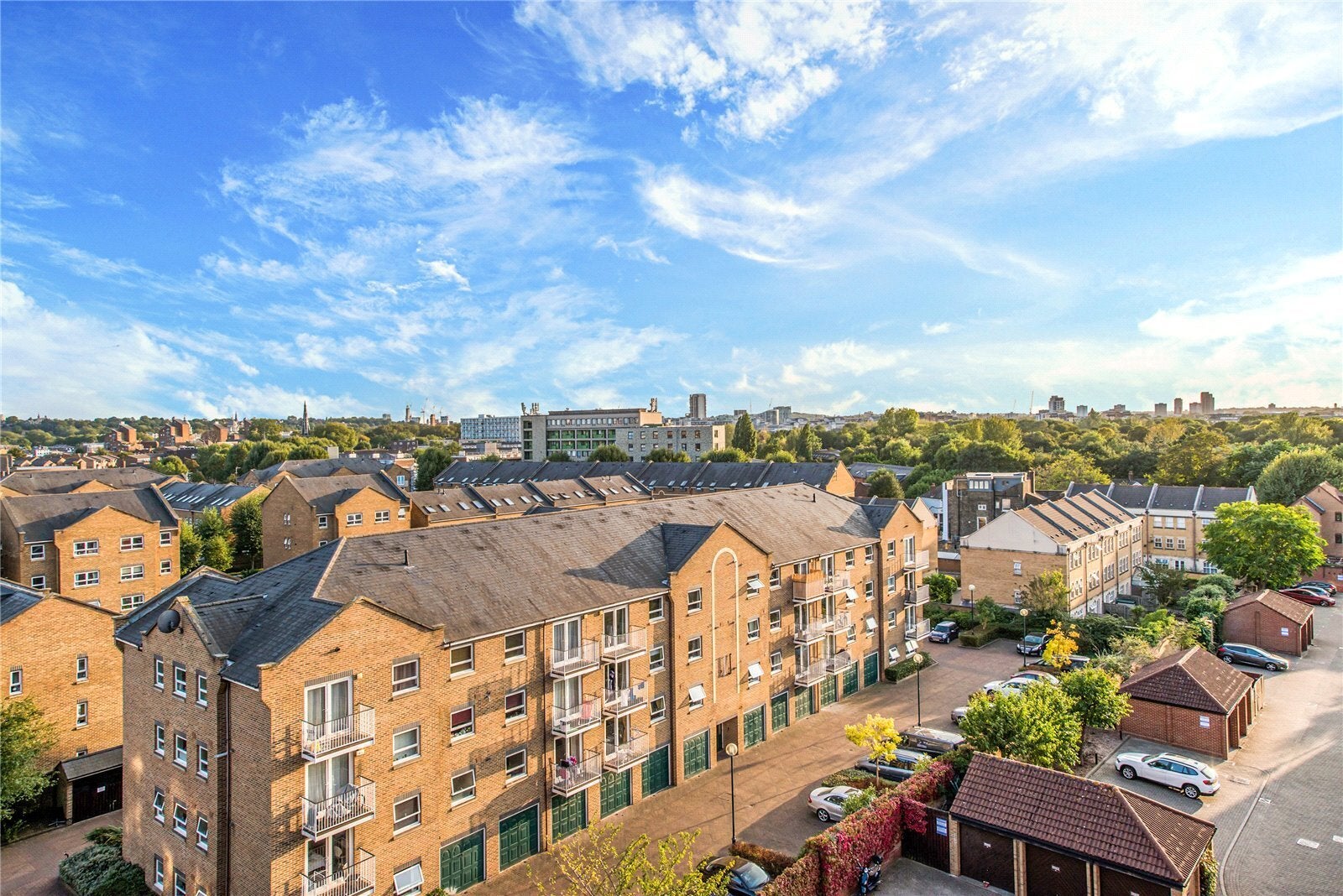 Flat Rembrandt Close in Greater London