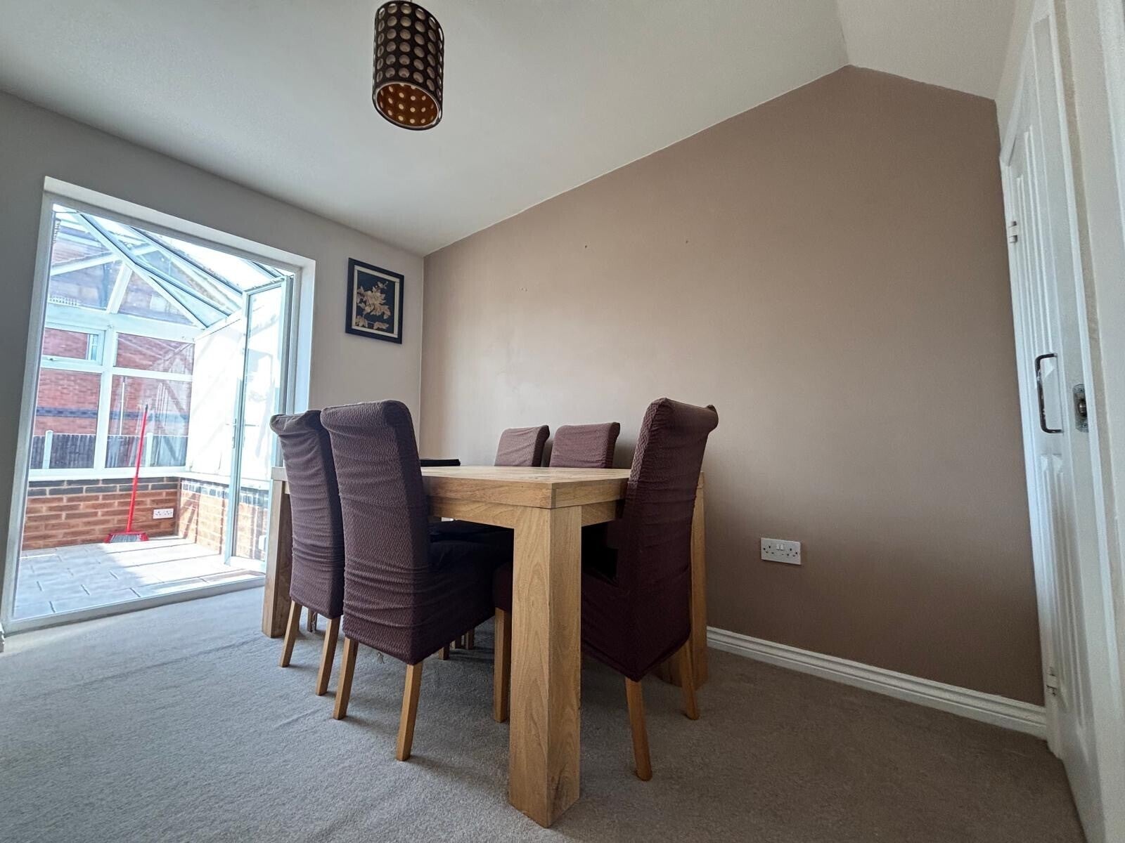 House Tiverton Drive in Sandwell