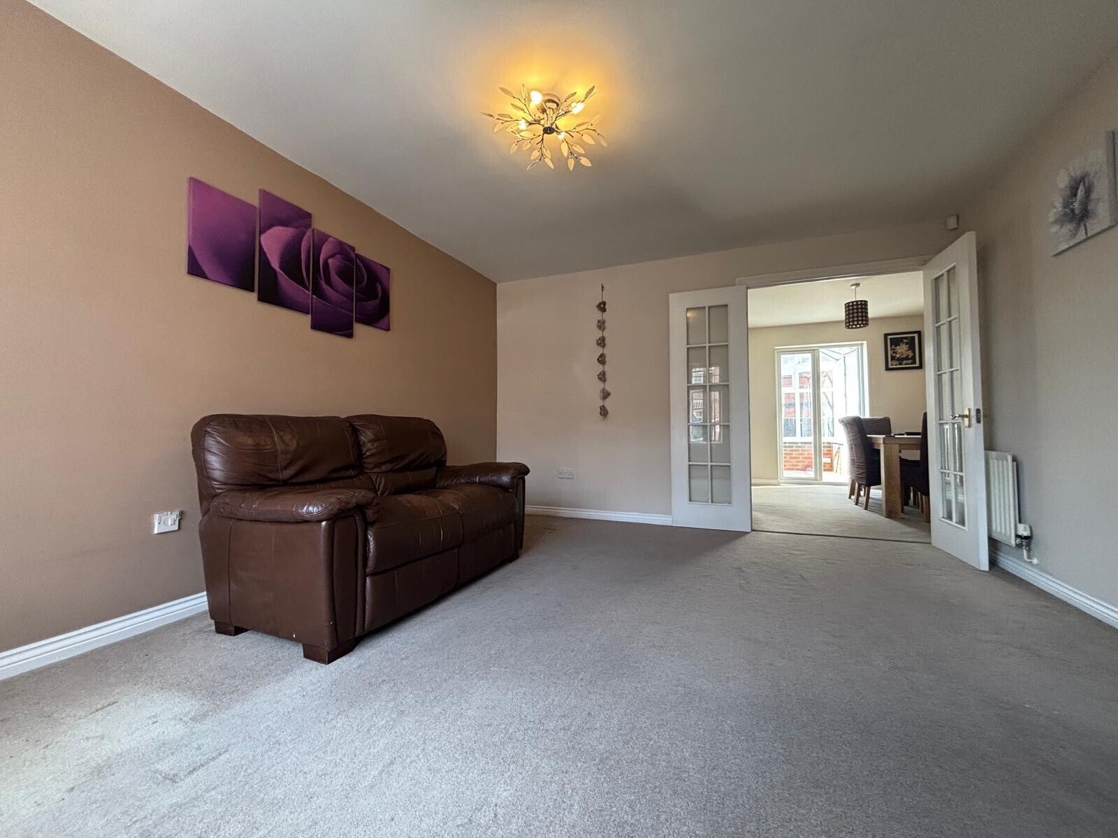 House Tiverton Drive in Sandwell