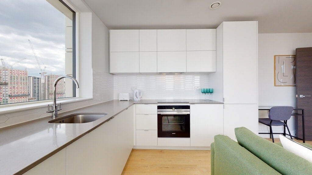 Flat Humphry Repton Lane in Greater London