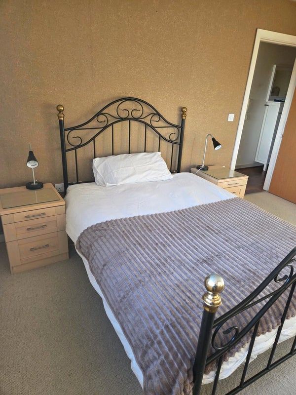 Room Stretford Road in Manchester