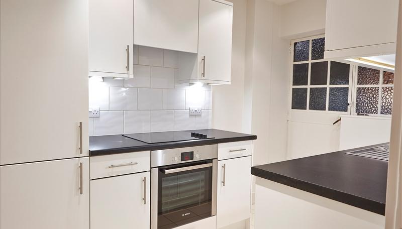 Flat Fulham Road in Greater London