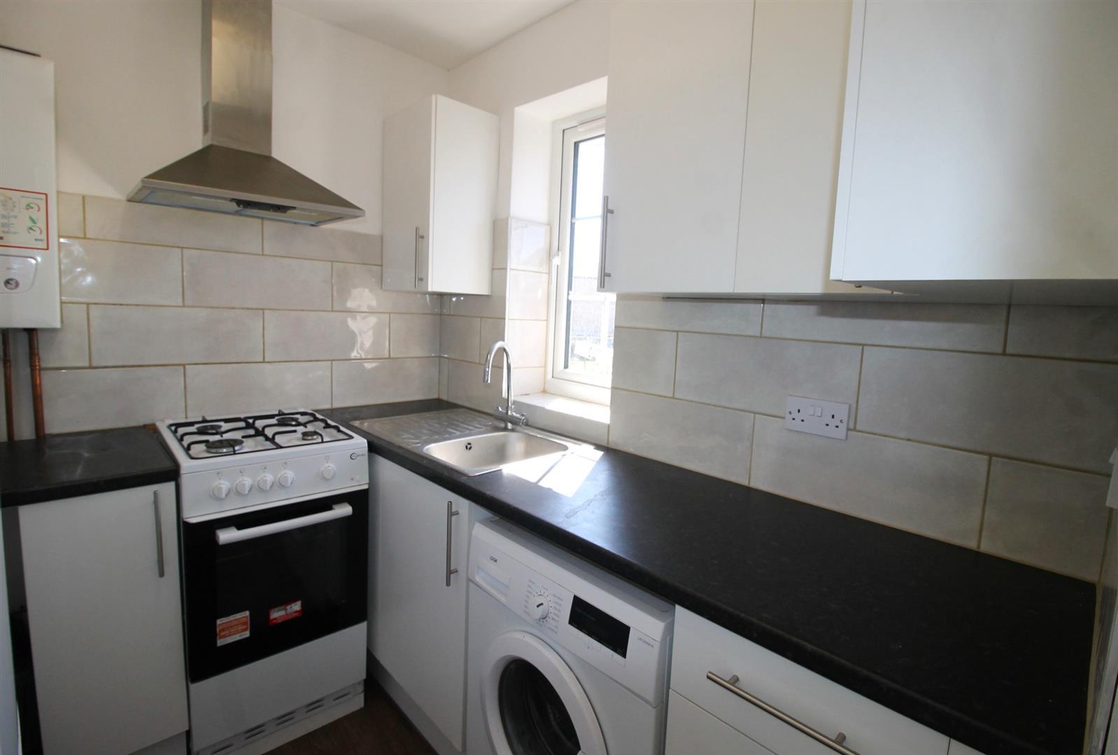 Flat Rutland Avenue in High Wycombe