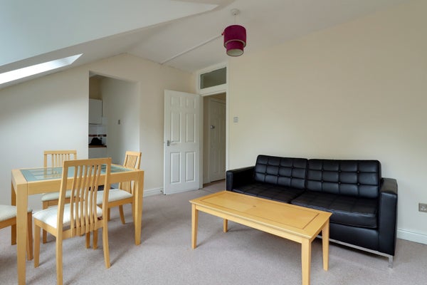 Flat Withington Road in Manchester