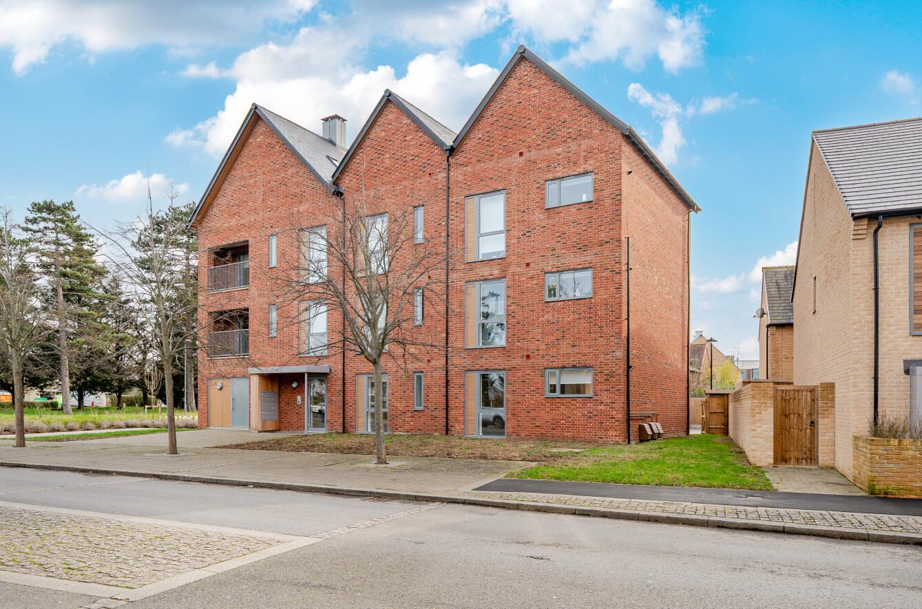 Flat Consort Avenue in Cambridge