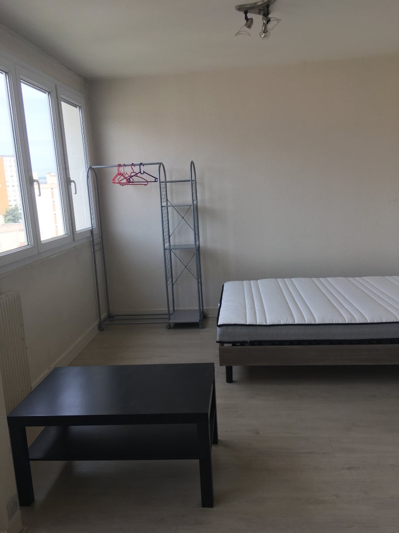 Flat Rue Robespierre in Saint-Étienne