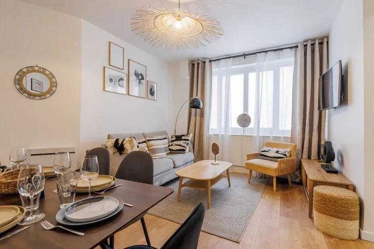 Appartement Rue d'Hauteville à Paris
