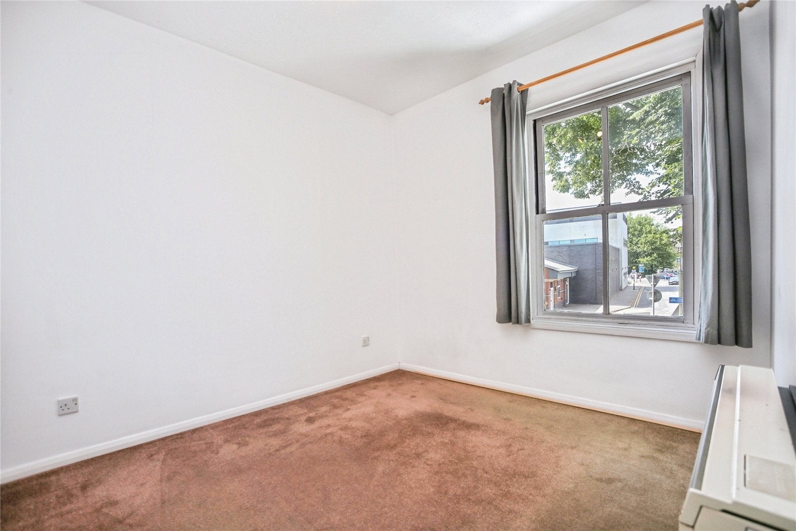 Flat Keynsham Road in Cheltenham