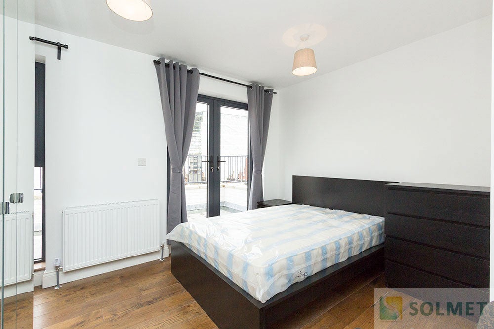 Flat Kilburn High Road in Greater London