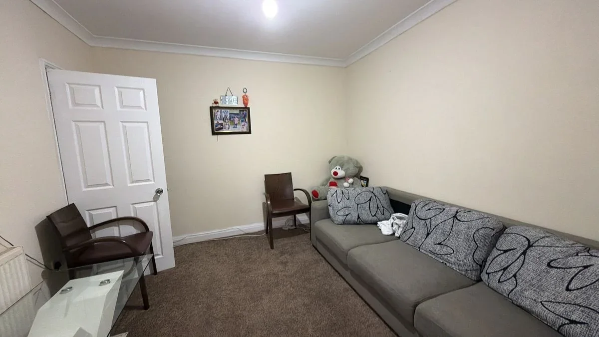 House Blacklands Drive in Greater London