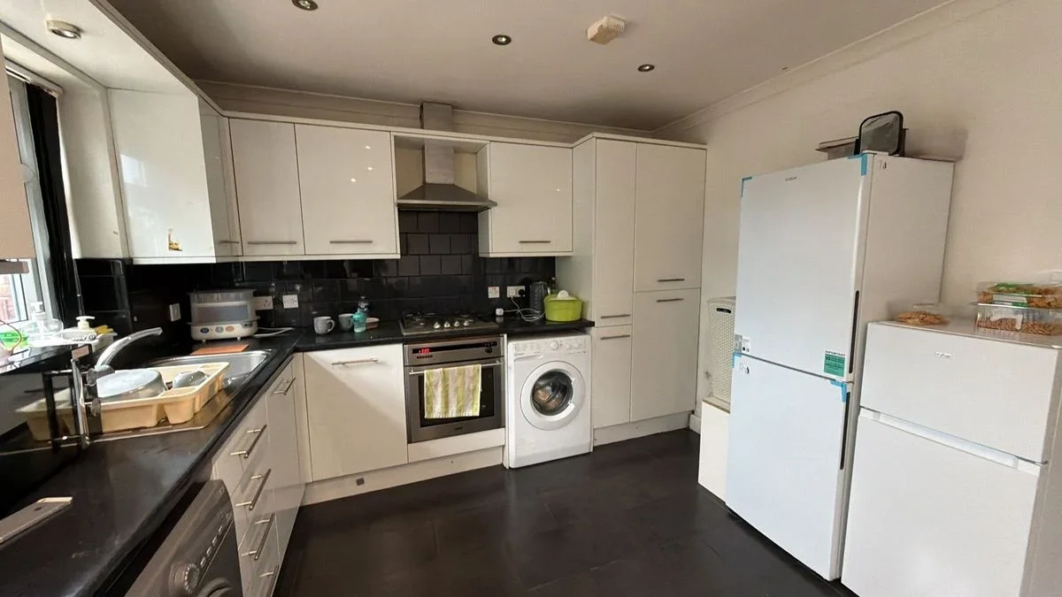 House Blacklands Drive in Greater London