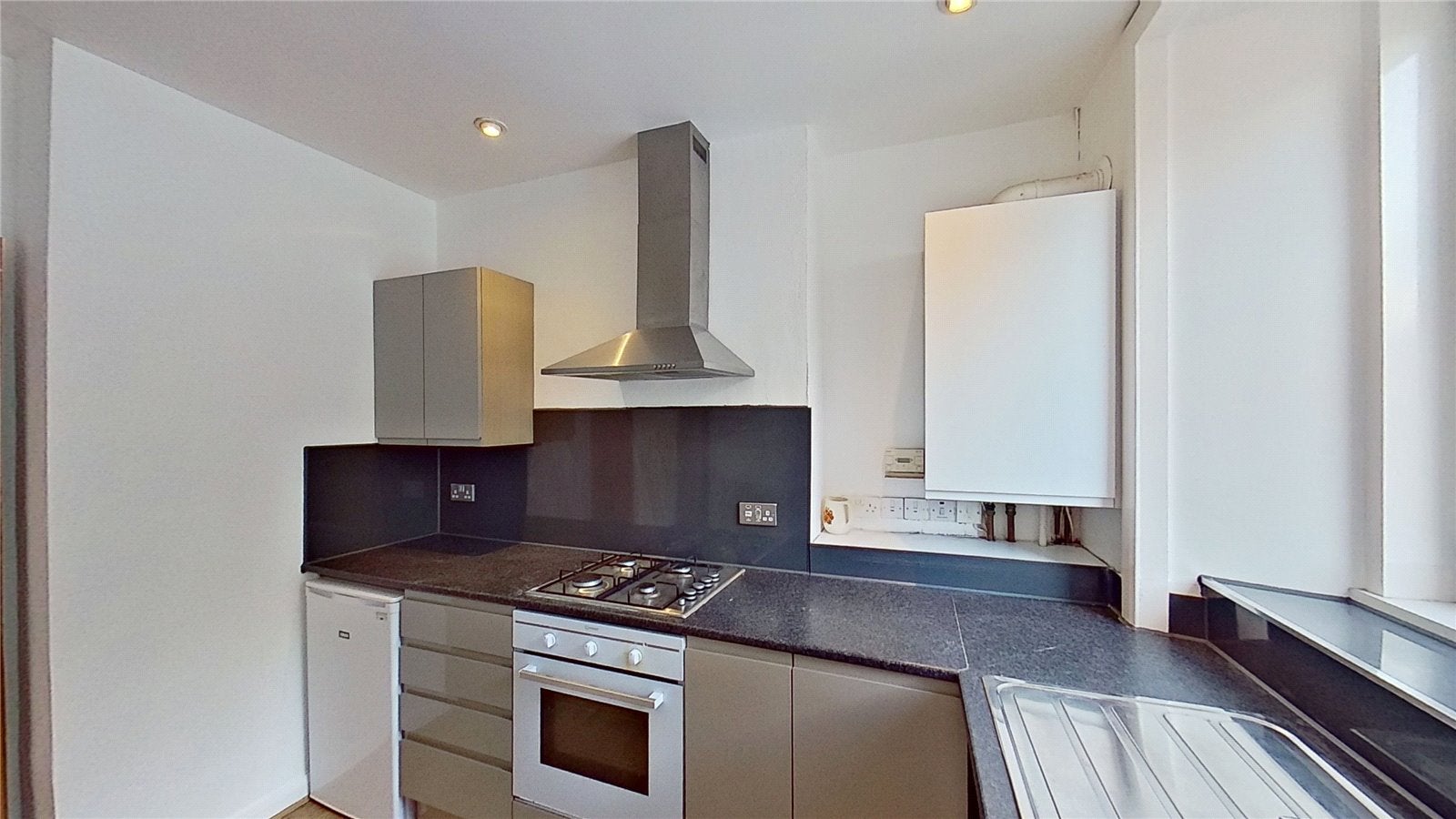 Flat Queensferry Road in City of Edinburgh