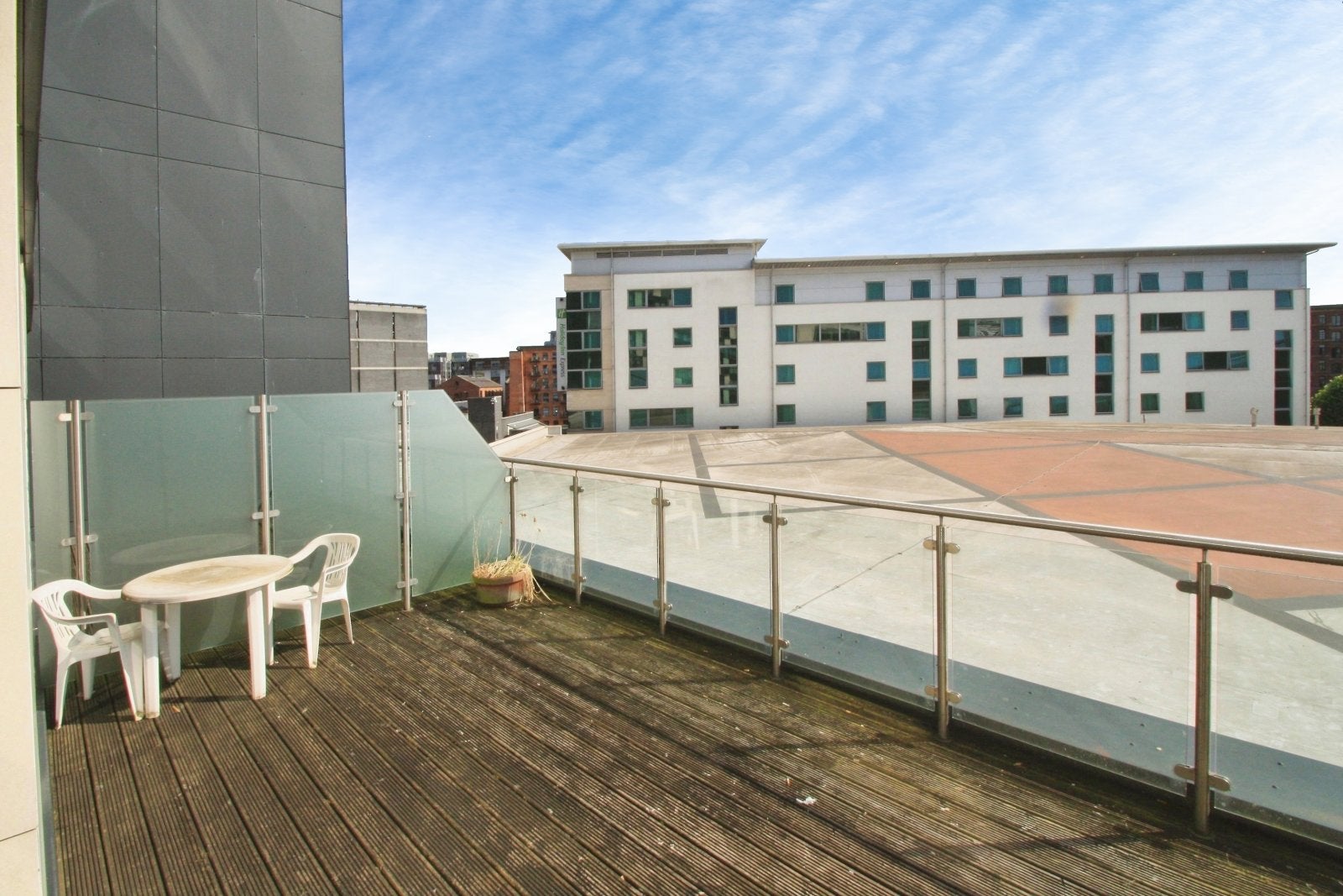House Armouries Drive in Leeds