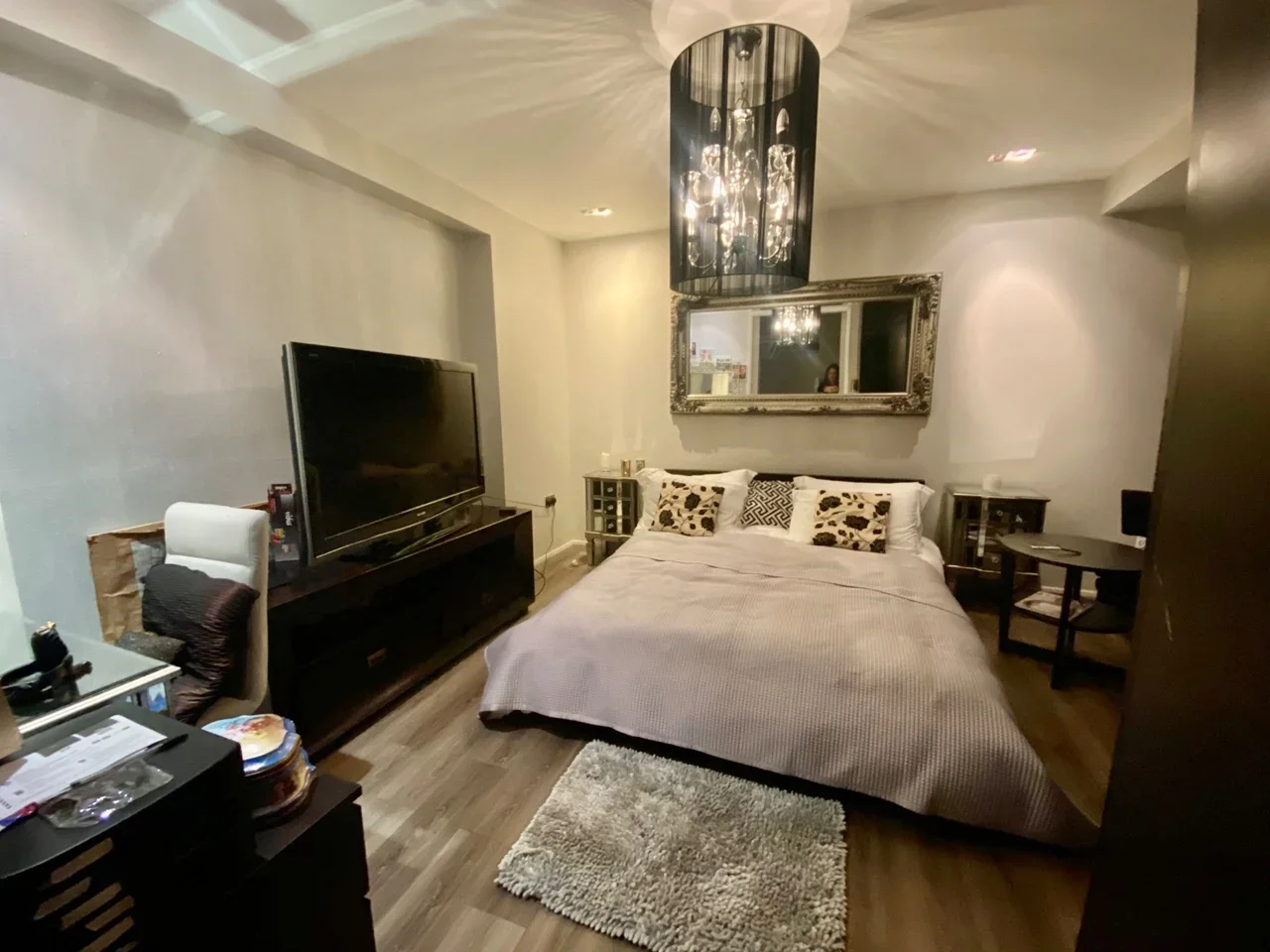 Room Deansway in Greater London