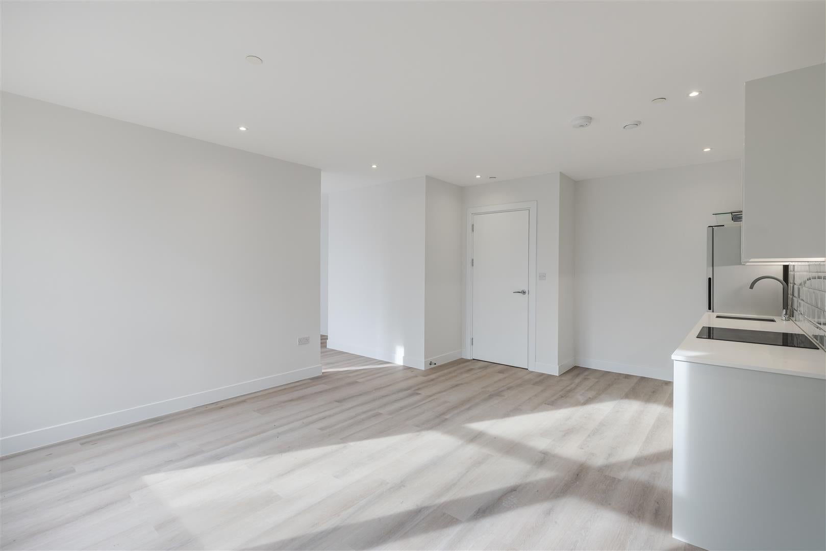 Flat Cowley Business Park in Greater London