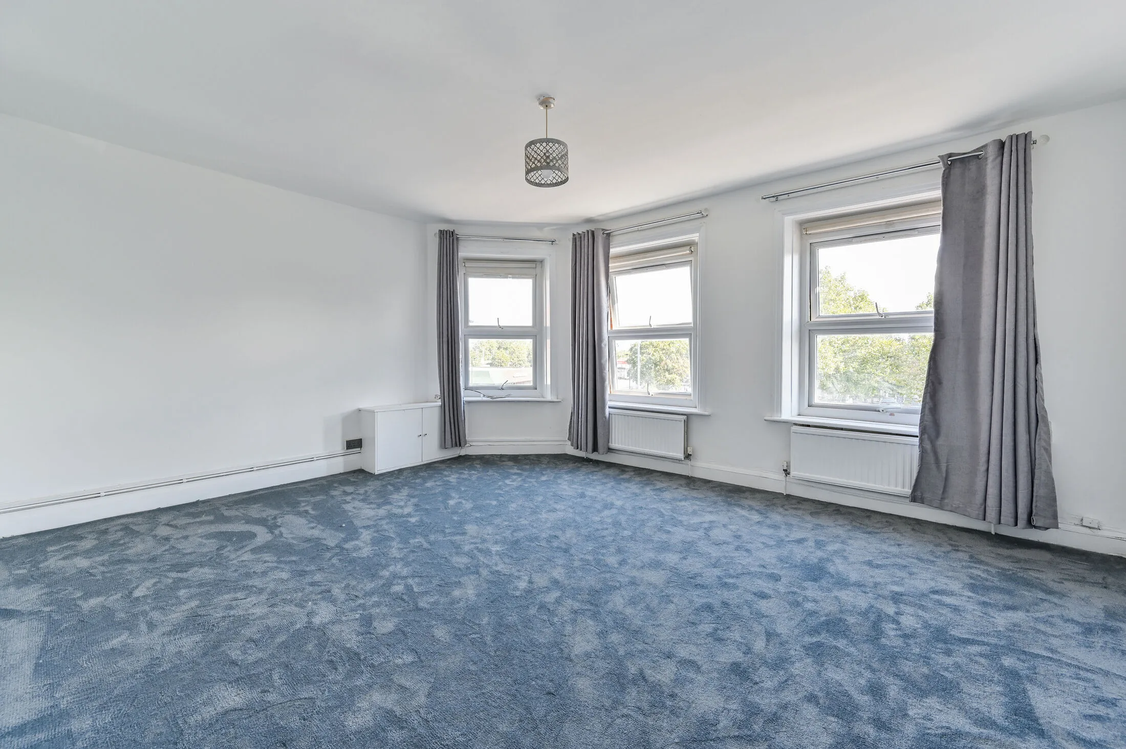 Flat Sybil Mews in Greater London