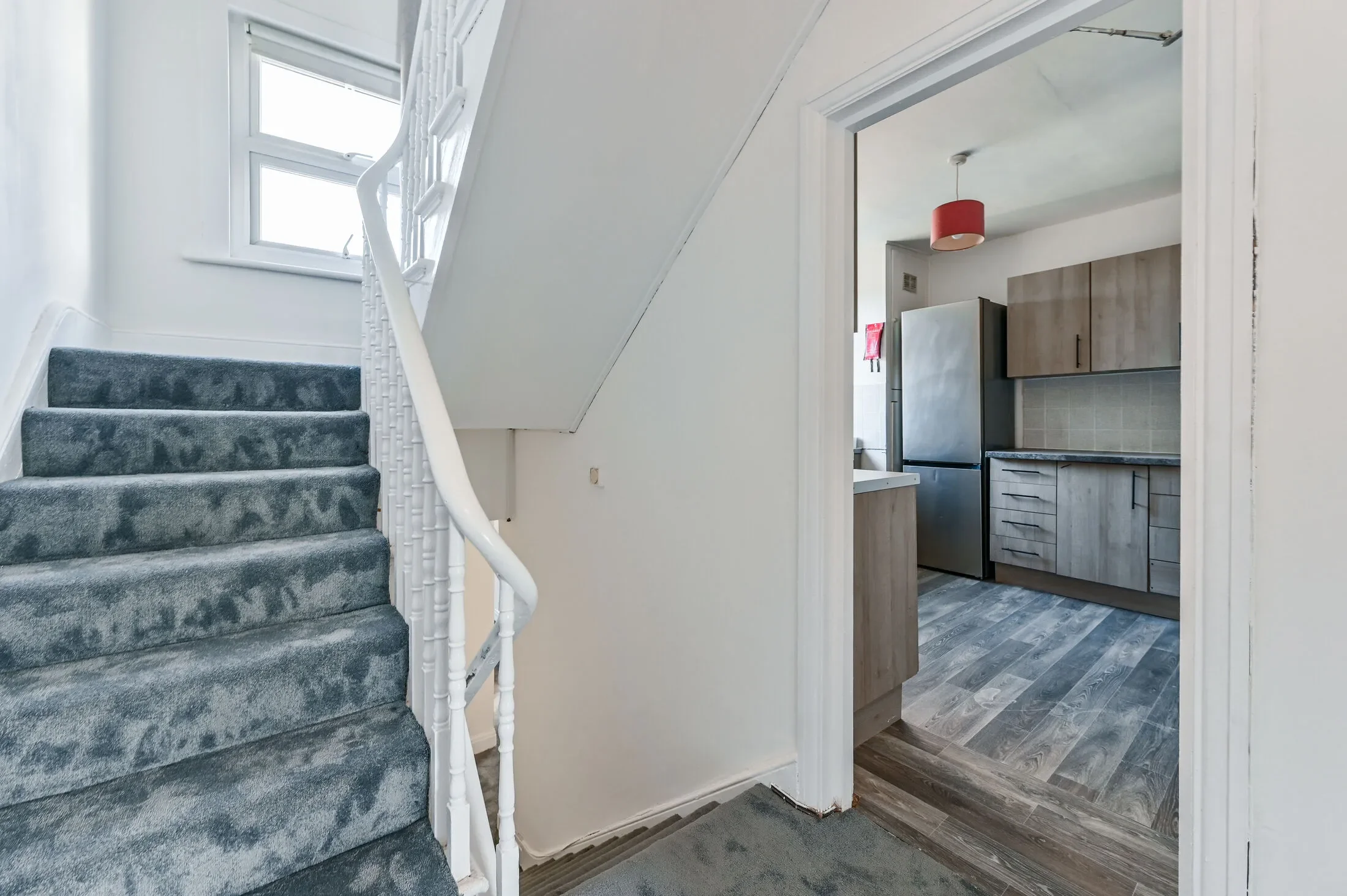Flat Sybil Mews in Greater London