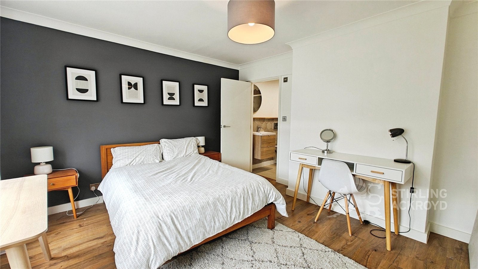 Room Applegarth Avenue in Guildford