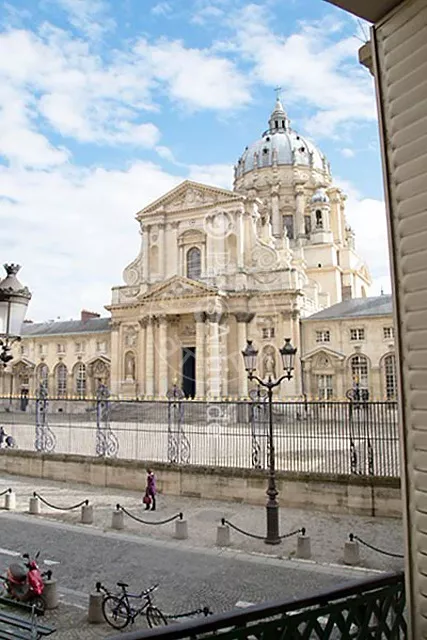Flat Rue Saint-Jacques in Paris
