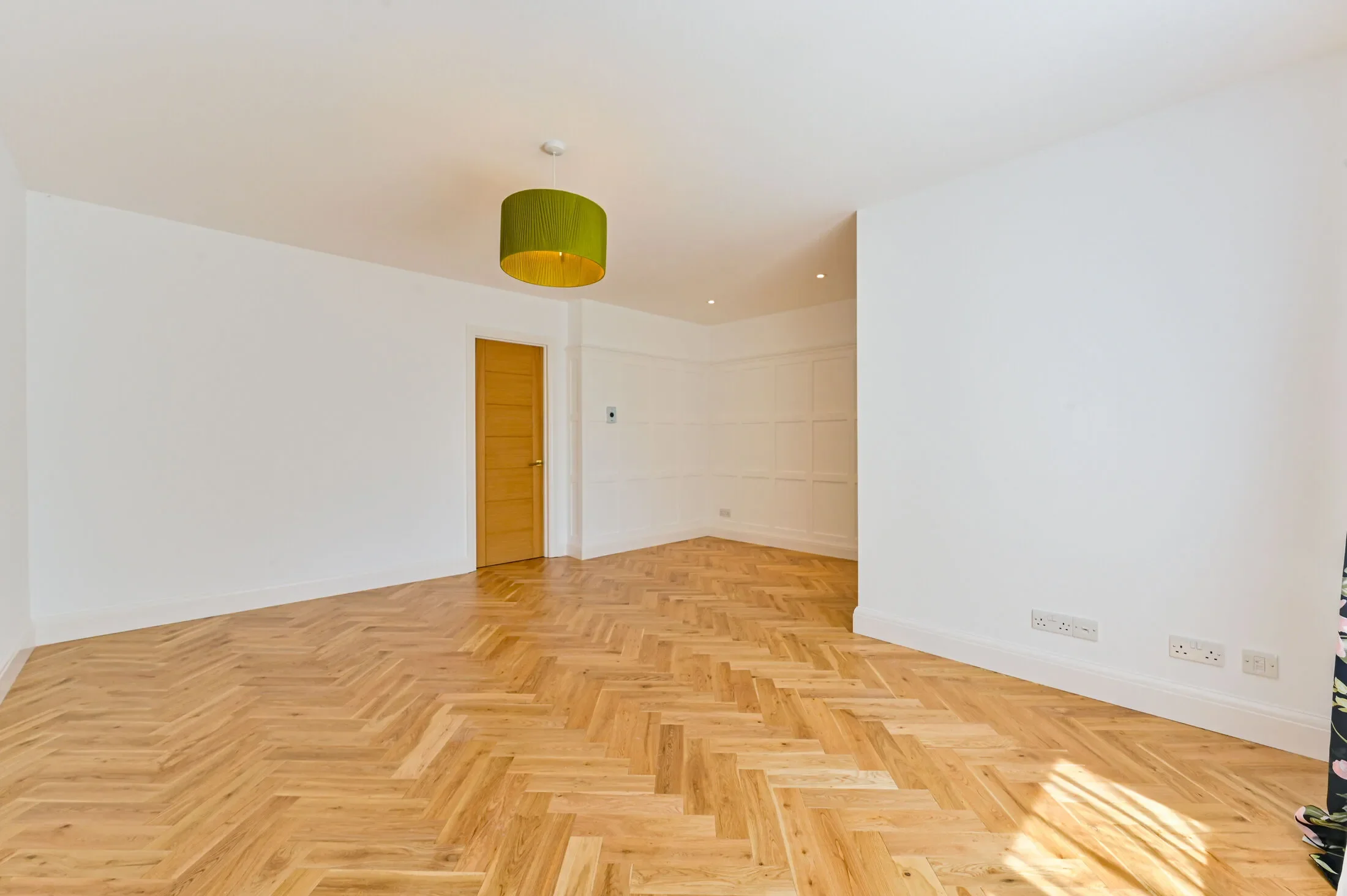 House The Fairway in Greater London