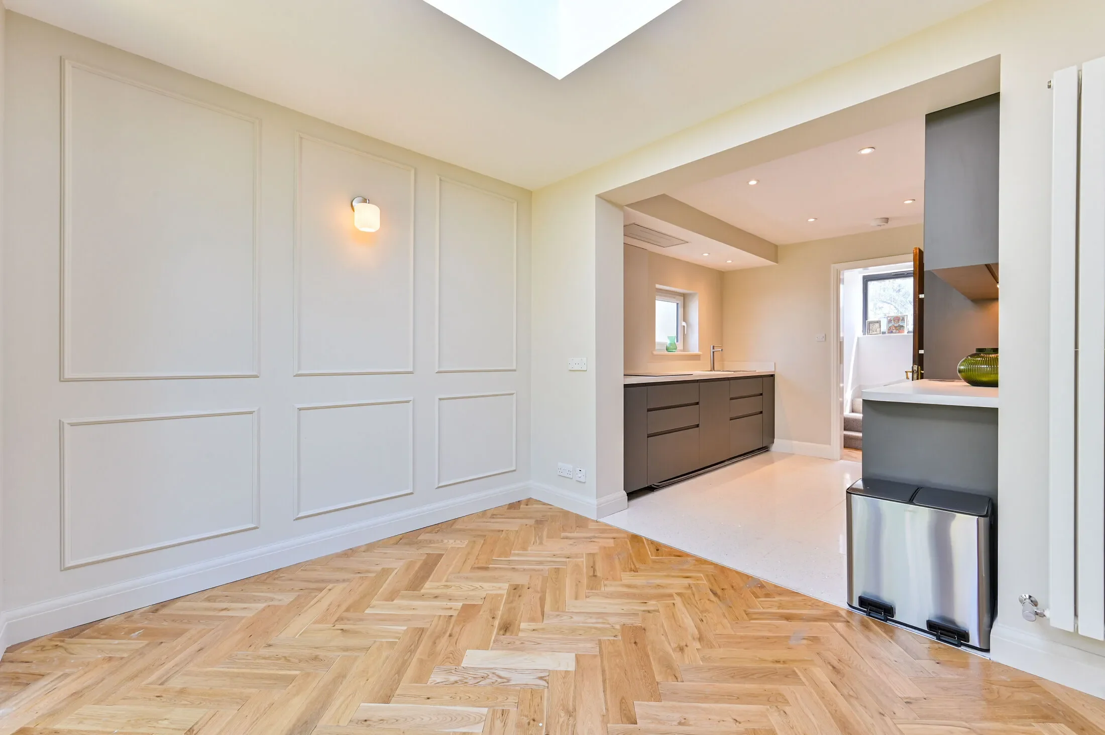 House The Fairway in Greater London