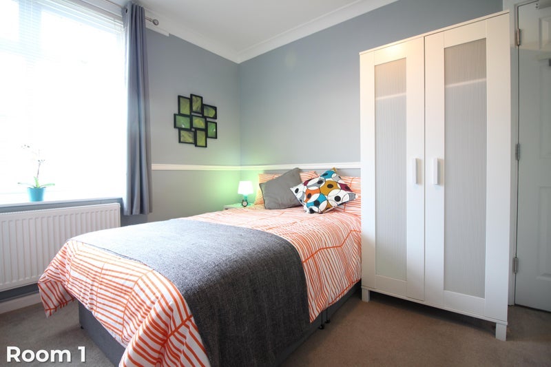 Room Swiss Avenue in Chelmsford