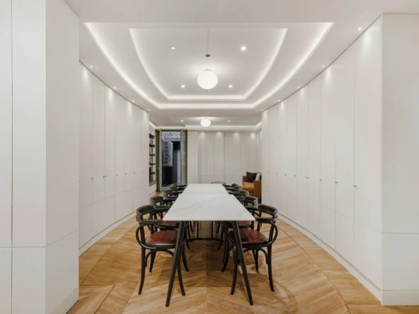 Flat Belmont Street in Greater London