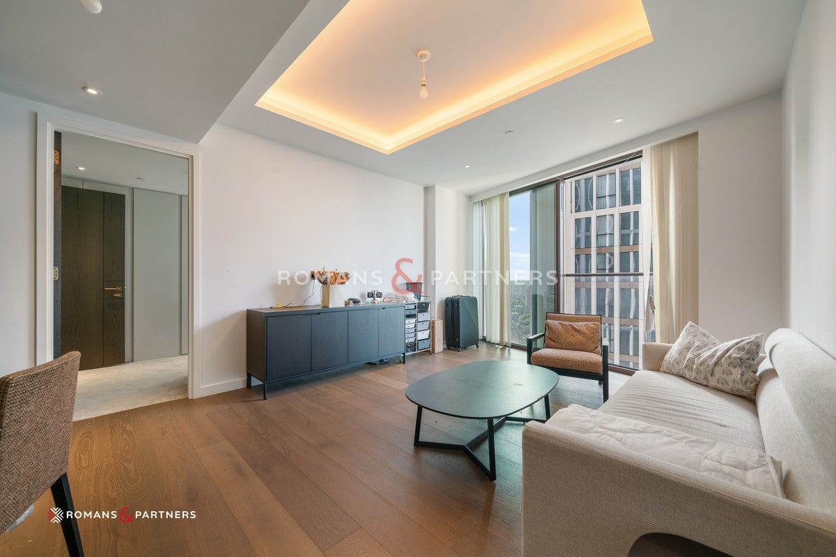 Flat Wandsworth Road in Greater London