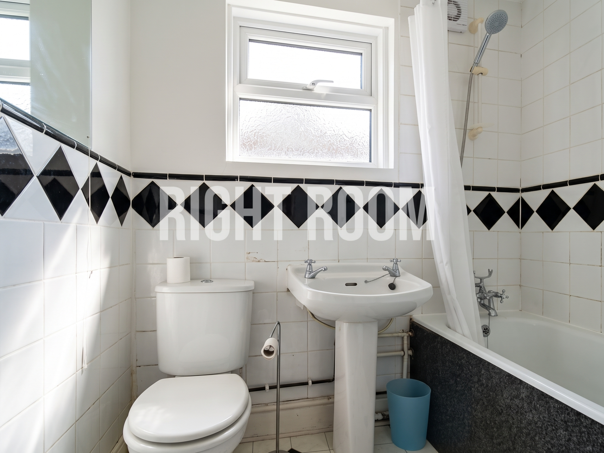 Room Thackeray Road in Southampton
