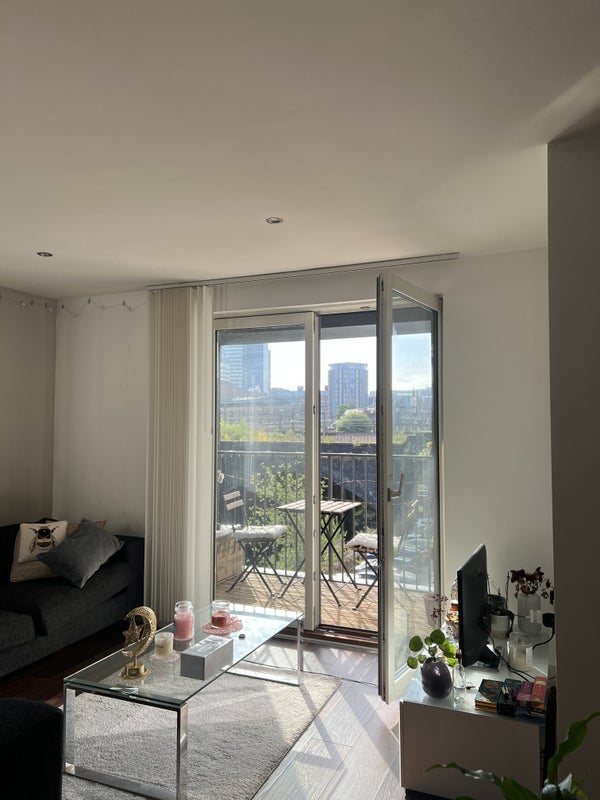 Room New Bridge Street in Salford