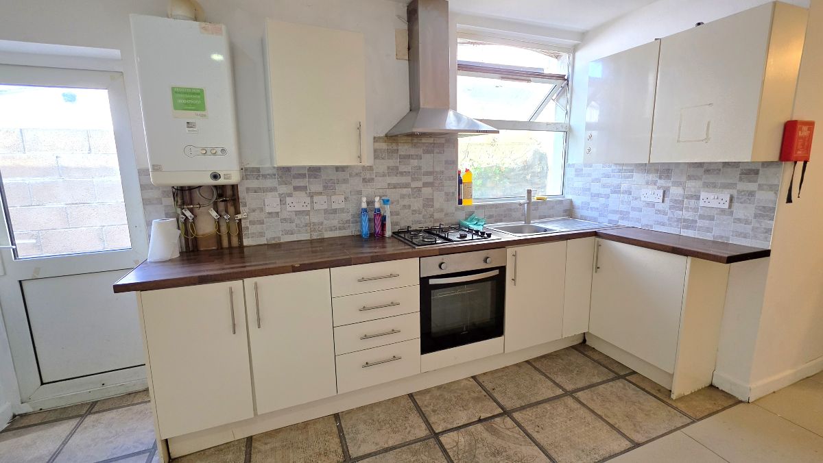 Flat Moy Road in Cardiff