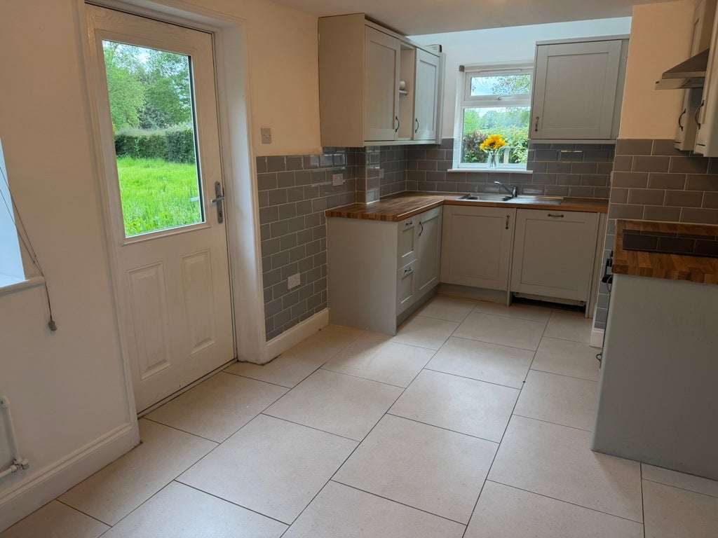 House Beeston Lane in Broadland