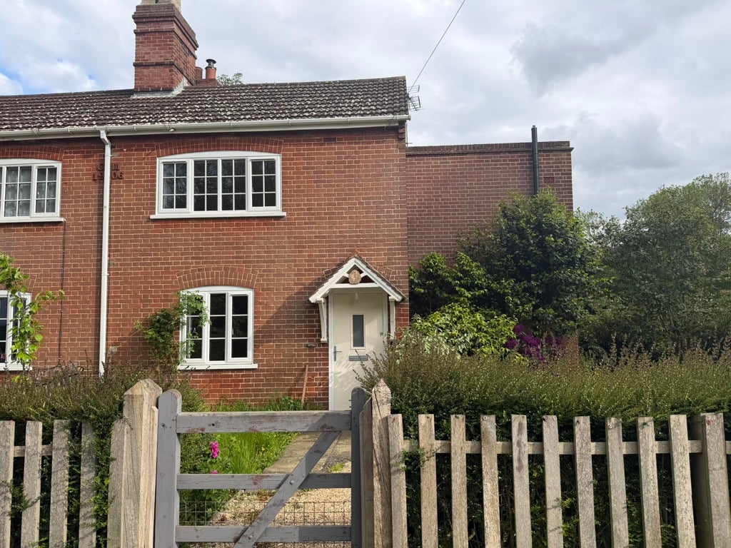 House Beeston Lane in Broadland