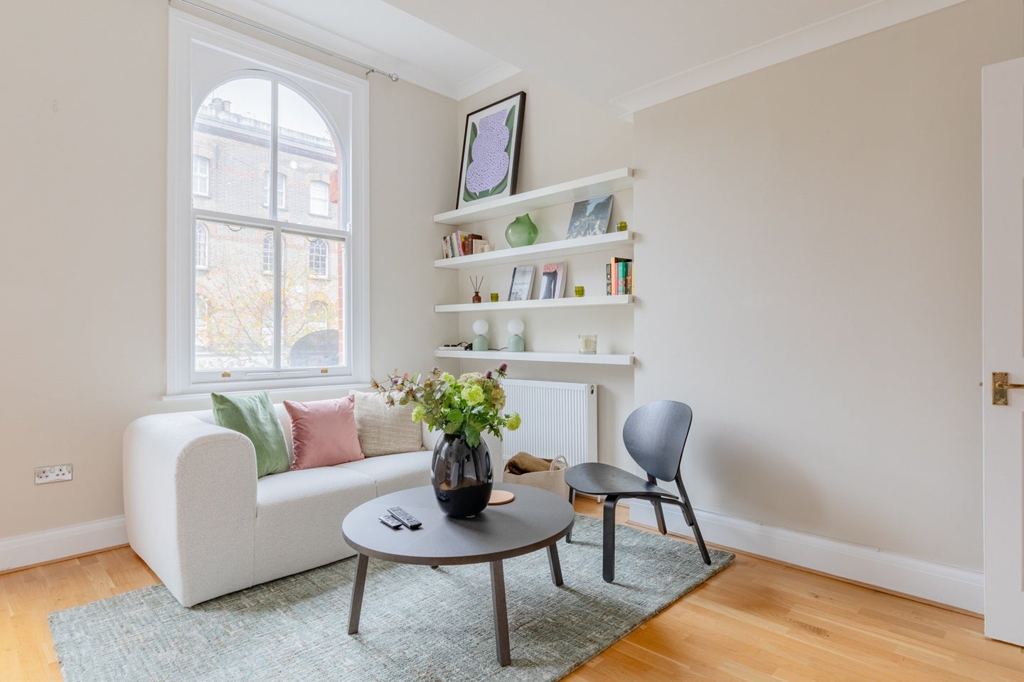 Flat Elgin Avenue in City of Westminster