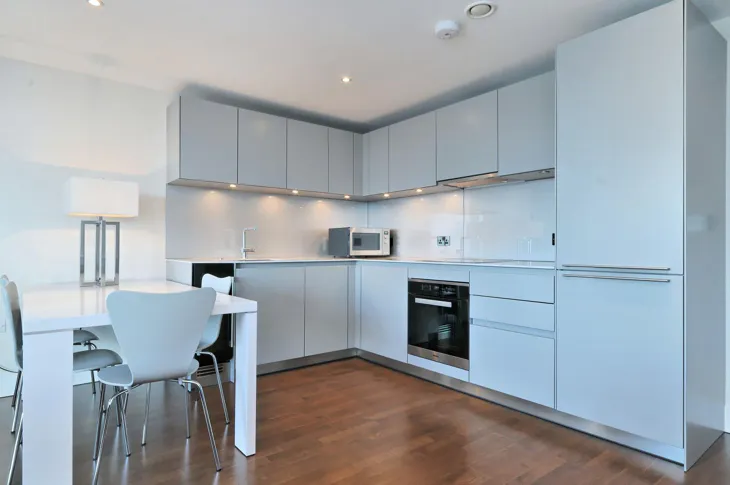 Flat Commercial Street in Greater London