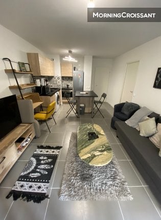 Flat Rue Lucien Faure in Bordeaux