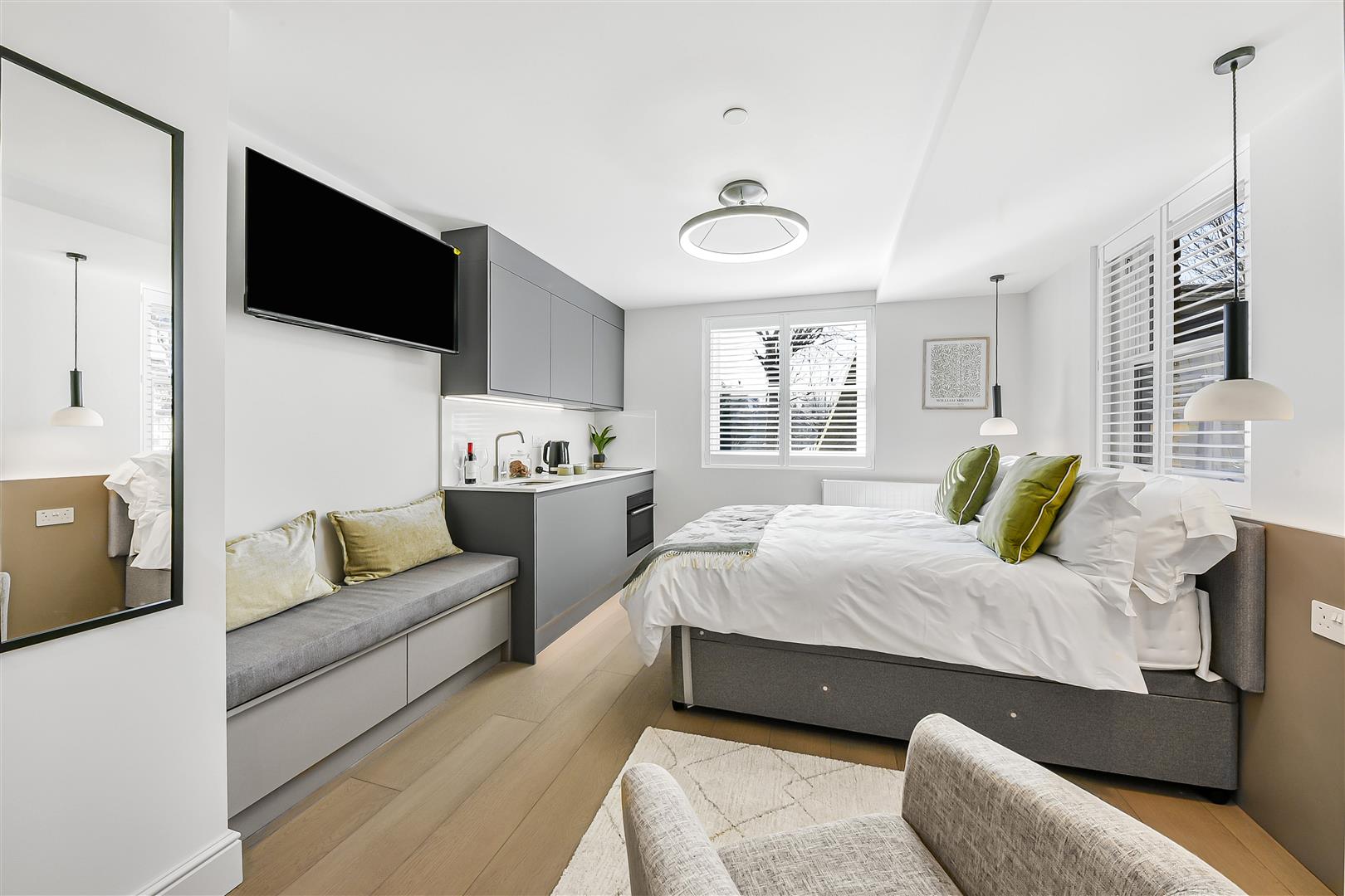 Flat Shirland Road in City of Westminster