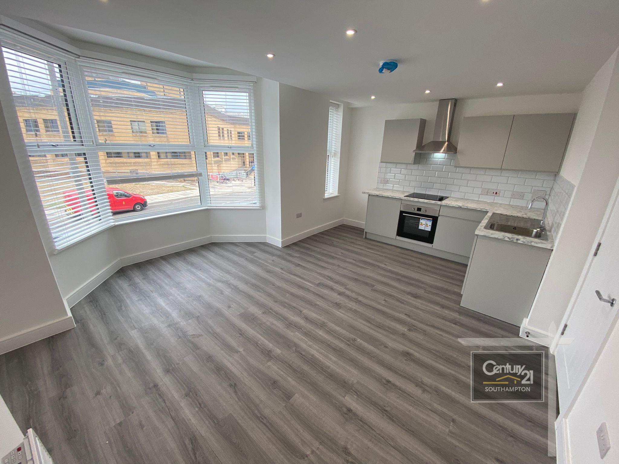 Flat Ordnance Road in Southampton