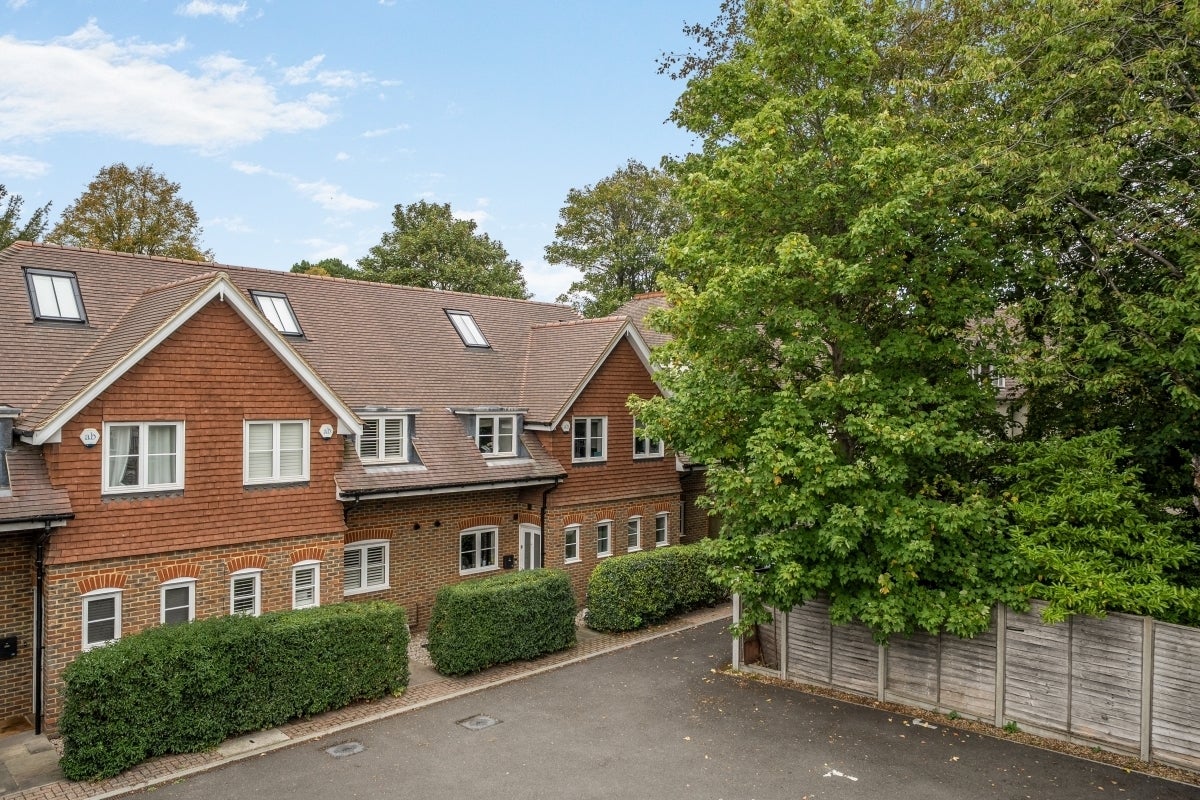 House Blackborough Road in Reigate and Banstead