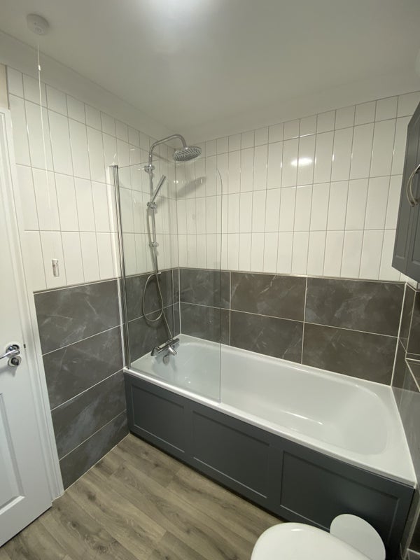 Room Fox Earth Close in Babergh