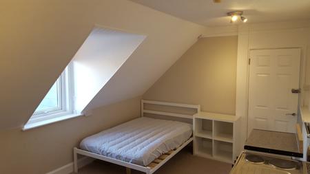 Room Morton Road in East Devon
