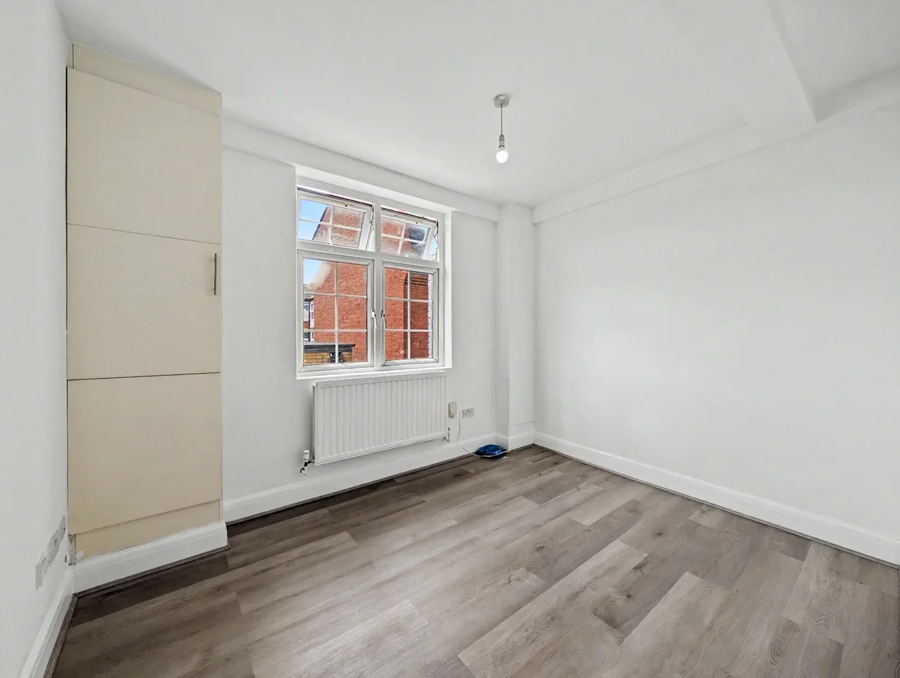 Flat Beatty Road in Greater London